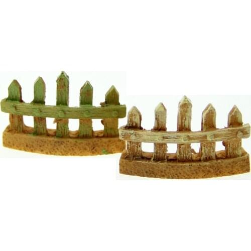 1Pcs Mini Resin Moss Micro-landscape Simulation Potted Plant Decoration pointed Fence small ornaments