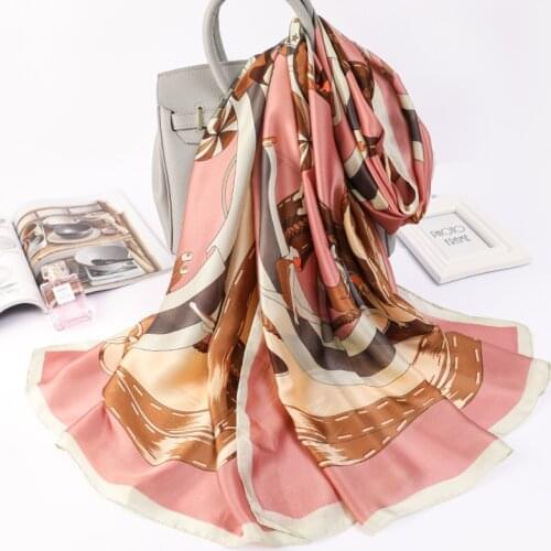 2021 Luxury Chain Print Beach Towel Fashion Dustproof Handkerchief Summer Travel Silk Scarves Popular 180X90CM Sunscreen Shawls