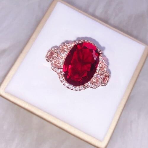 Rose Gold Red Crystal Ring Elegant Temperament Female Wedding Ring Delicate Romantic Gift