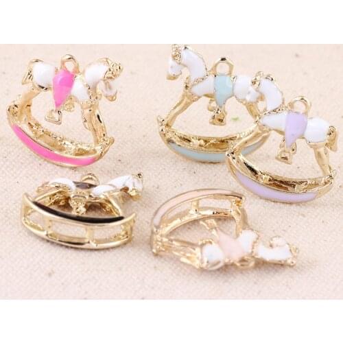 Trendy 3D Horse Pendant Charms Gold Tone Plated Oil Drop Enamel Oil Drop Fashion Necklace Charm Bracelet Keyring Decor 10 30PCs
