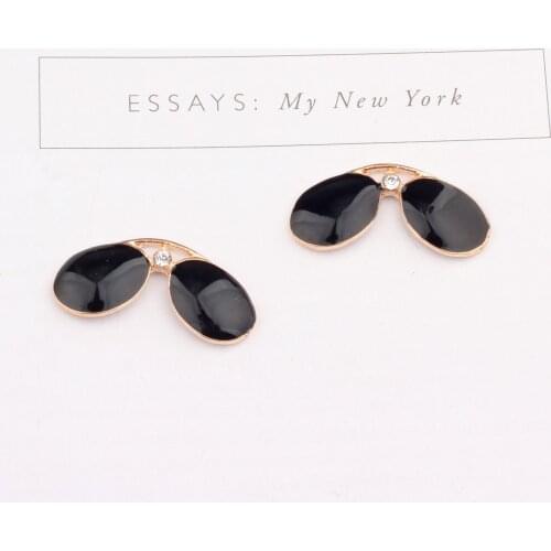 10PCS/Lot High Quality Enamel Black sunglasses Alloy Pendant DIY Charm Fashion Bracelet Necklace Jewelry Accessories