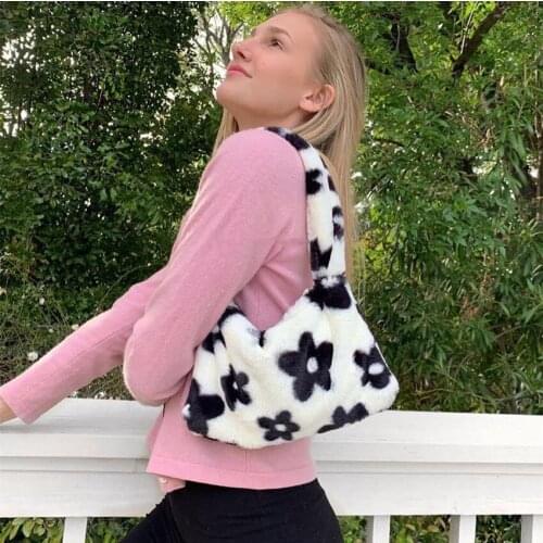 2021 Retro cute plush flower pattern soft handbag French bread bag sweet mini underarm cosmetic Women Bag