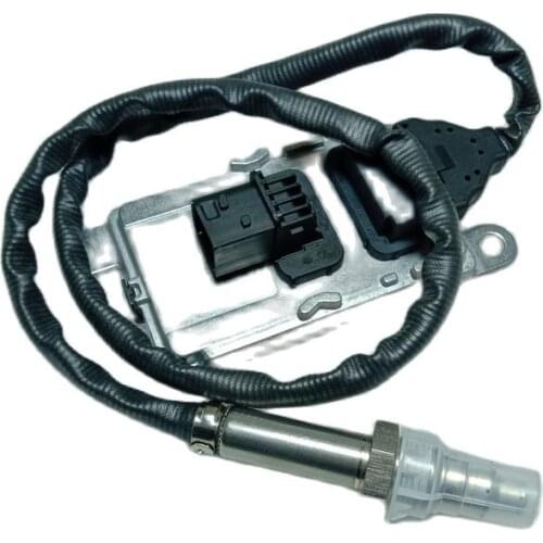 Car 24V Nitrogen Nox Oxygen Sensor For Truck 2006245 5WK96661D