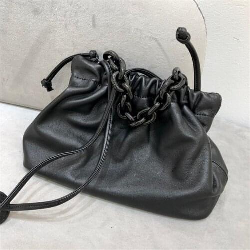 Fashion Handbags Women Bags Soft Genuine Leather Chains Messenger Crossbody Bag Female Luxury Designer Black Bucket Small Bags