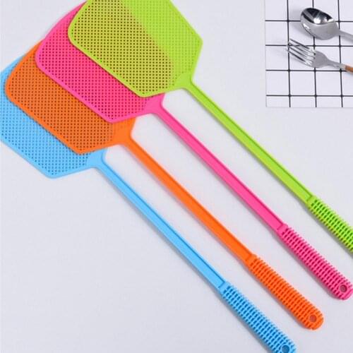 4pcs/set Fashion Plastic Fly Swatter Extended Handle Bendable Net Surface Household Swatter Color Random