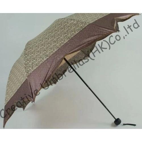 Maple leaf umbrella,leopard printed fabric,8k ribs,three fold,hand open umbrellas,imitation paradise umbrella steel shaft