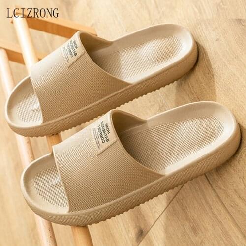 2021 Comfortable EVA Mens Slippers Bathroom Non-slip Family Home Shoes 36-45 Size Lovers Slippers Summer Thick Sole
