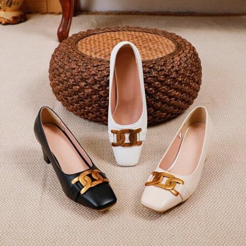 Ochanmeb Brand Designer Big Gold Metal Chain High Heels Shoes for Women Spring Autumn Office Party Shoes Pumps Big Size 45 Beige