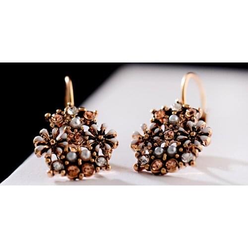 British Noble Temperament Ladies Fashion Trend Pendant Earrings Rose gold color Crystal Zircon Luxury Pendant Earrings 2020 Gift