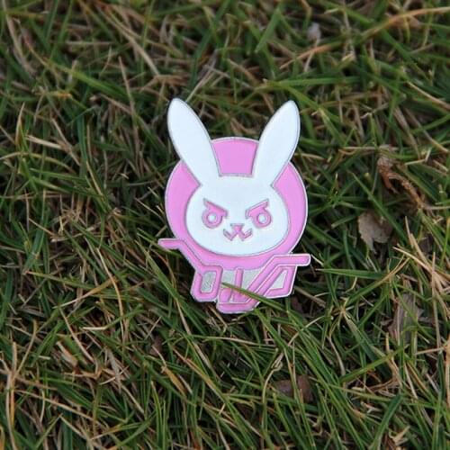 OW D.Va Cosplay Brooch Badges Cartoon Rabbit Brooch Fibula Cloak Pin Shawl Pin Halloween Cosplay Costume Accessory