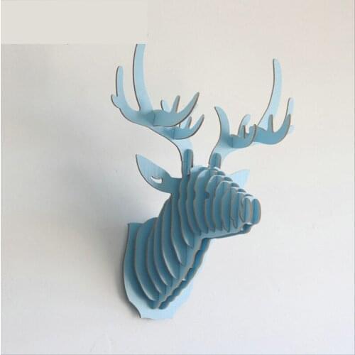 Animal Figurines for Cottage Decor Nordic Wood Crafts Diy Deer Head Europe Characteristic Plaque Home Decoration