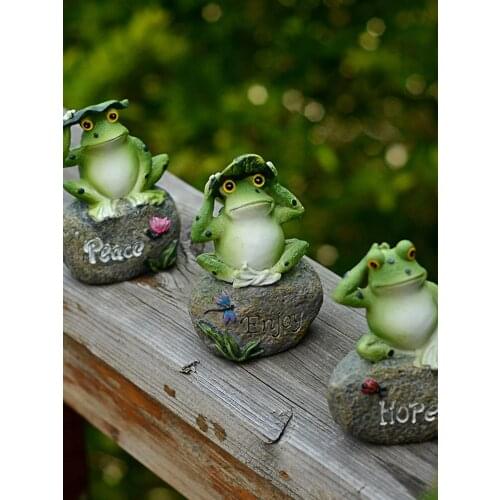 Hot Sale! Outdoor Garden Creative Decorations Ornaments Tree Hanging Cartoon Frog Courtyard Balcony Ornaments Garden Decoration