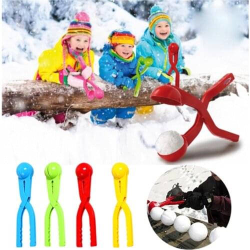 1pc Lovely Football Snowball Clip Maker Clip Children Outdoor Winter Snow Sand Mold Tool Creative Outdoor Fun & Sports