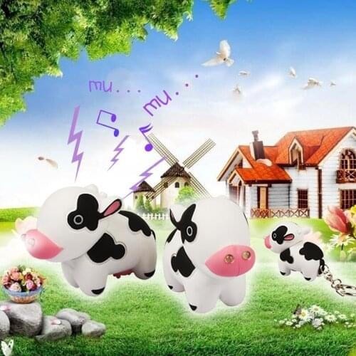 FREE SHIPPPING BY DHL 200pcs/lot 2015 Plastic LED Lovely Cow Keychains with Sound Novelty Cow Keyrings for Kids