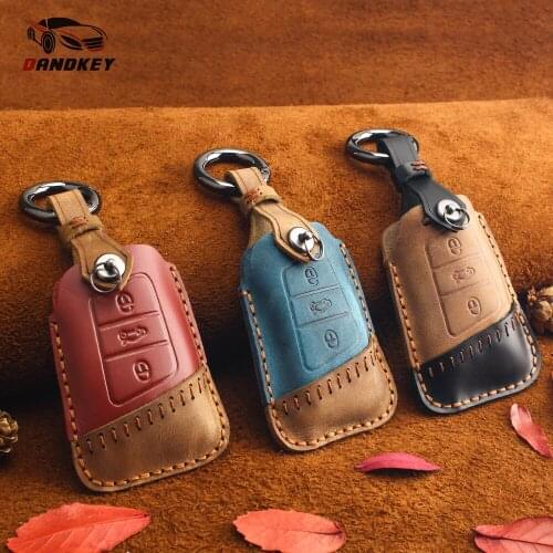 Dandkey Genuine Leather Car Key Case Cover For Volkswagen VW Tiguan MK2 Magotan Passat B8 CC For Skoda Superb A7 2017 2018