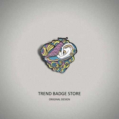 Ear Snail Colorful Snail Shell Fashion Creative Oil Drop Pin with Fashion Clothing Badges \ New Fold