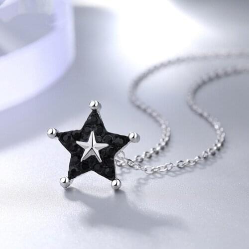 New Five-pointed Star Pendant Necklace Womens Girl Brass Rhinestone Clavicle Chain Jewelry