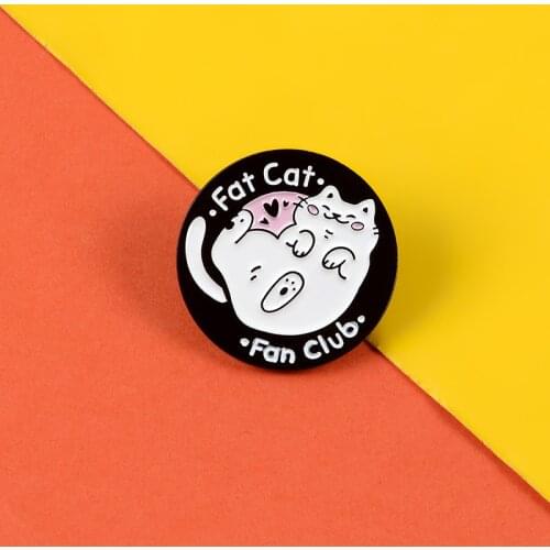 Fat Cat Pin Fan Club Round Enamel Pins Brooches Happy cat Lapel Pins Badges Cartoon Funny Animal Jewelry Gifts
