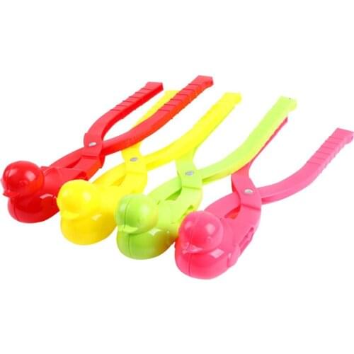 Cartoon Duck Shape Snowball Clip Delicate Design Practical Multi-function Child Outdoor Sports Snow Sand Mold Tool Random
