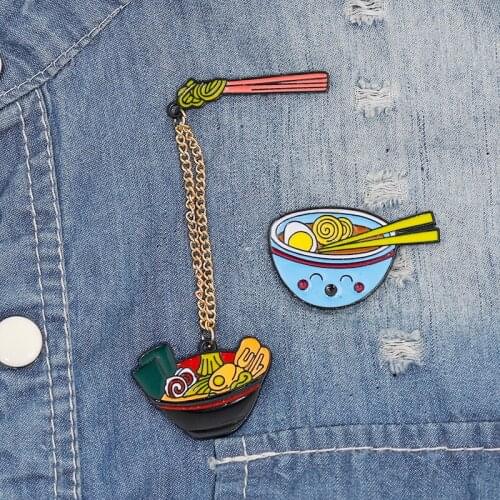 Noodle Enamel Pins Smiling Ramen Bowl Brooches Food Lapel Pins Japanese Style Badges Women Jewelry