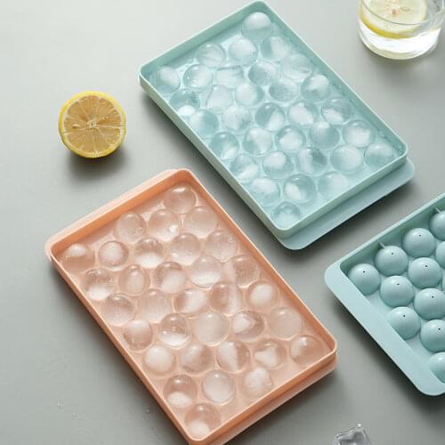 Creative Round Ice Tray with Lid Plastic Cube Mold Refrigerator Spherical Box Large Kitchen Tools