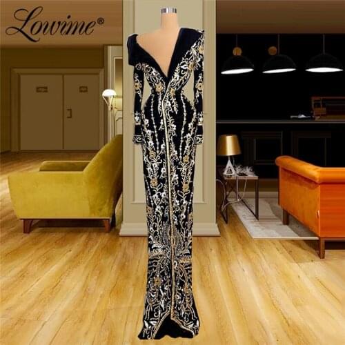 Luxury Black Dubai Formal Women Evening Dress 2021 Couture Beaded Arabic Plus Size Kaftans Muslim Party Dress Celebrity Dresses