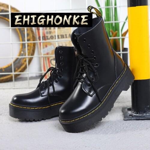 2021 Fashion Retro Women Martin Boots Classic Thick Womens Short Boots Winter Womens Casual Locomotive Boots Increased Womens