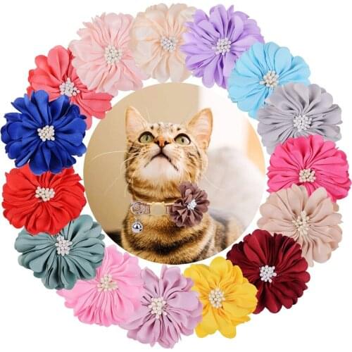 50/100 Pcs Dogs Pets Accessories for Small Dogs Luxury Flower Dogs Pet Collar Accessories Dog Collar Bow Tie Decoration Charms