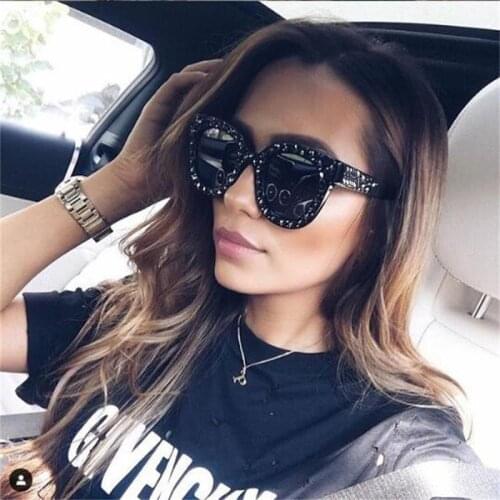 Luxury Black Star Sunglasses Women Retro Full Crystal Sun Glasses Female Fashion Brand Designer Oversized Sunglasses 2020 Sexy