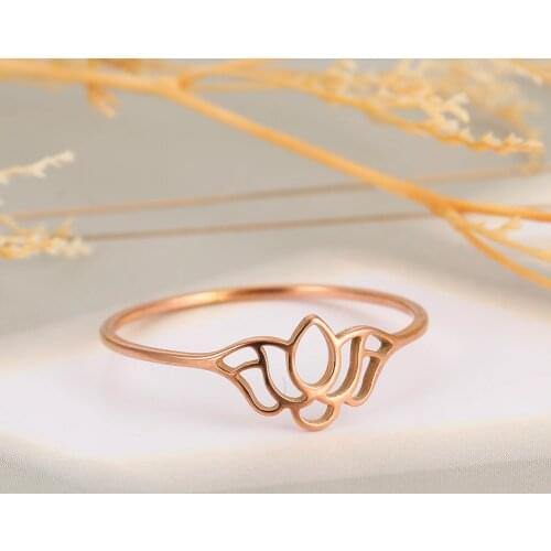 Skyrim Lotus Flower Finger Rings Women Shiny Stainless Steel Casual Ring Gold Color Wedding Anniversary Jewelry Birthday Gift