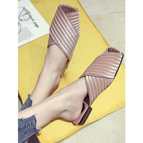 Slippers ladies summer 2021 new Korean style British style fashion Baotou flat bottom net red same style fashion
