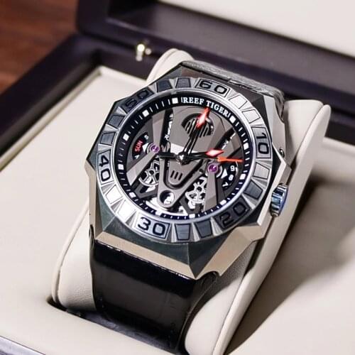 Reef Tiger/RT Top Brand Men Sport Watches Skeleton Automatic Mechanical Watch Steel 200M Waterproof Leather Strap Watches