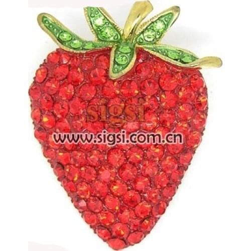 Crystal New designs Rhinestone Strawberry Brooch pin