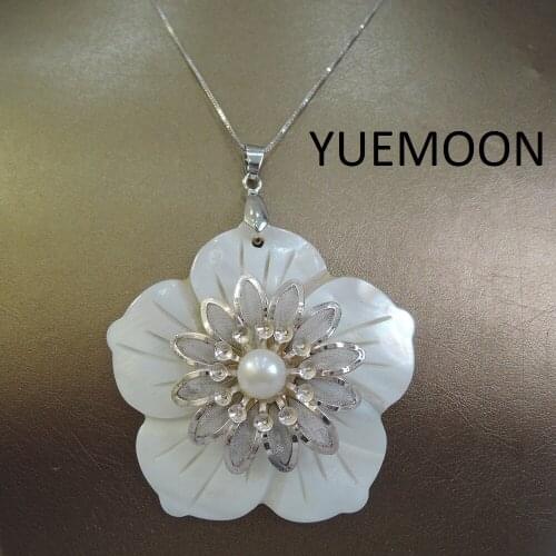 100% nature freshwater pearl pendant necklace ,REAL LEATHER and 925 silver chain-55 mm FLOWER shape ROUND pearl pendant necklace