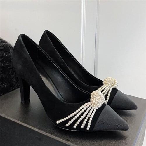 Akamatsu Suede Pumps