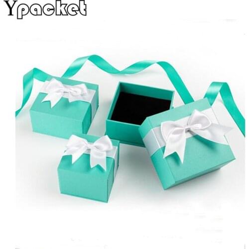 Square Jewelry Box 30pcs/Lot Green Jewelry Organizer Box Engagement Ring For Earrings Necklace Travel Jewelry Box 6.2*6.2*5cm