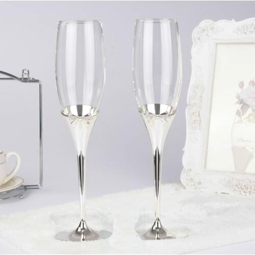 2PCS Personalized Wedding Favor For Couples Bride,Glass Champagne Toasting Flutes Set,Engagement Bridal Party Decoration