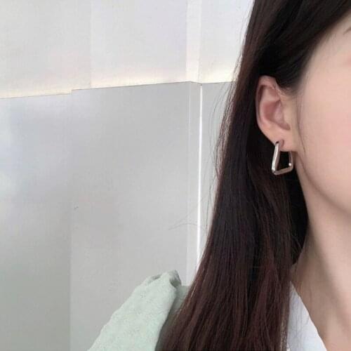 TIMRONLY Retro Twisted Earrings C Shaped Luxury Metal Earring for Women Ladies Anniversary Gifts Delicate Fashion Jewellery