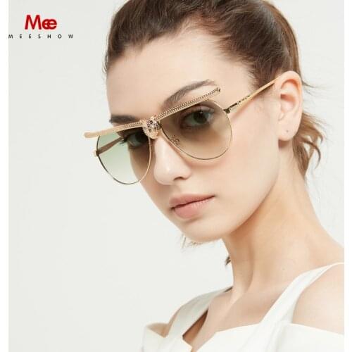 MEESHOW Women Fashion Sunglasses 2020 Luxury High Quality Cat Eyewear Rhinestone Oversize Frame Sun Glasses
