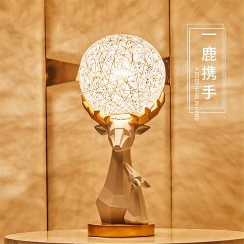 Nordic Origami Deer Resin Table Lamps Wedding Gift Room Lantern Bedroom Bedside Dimming Night Lights Romantic Home Decor Fixture