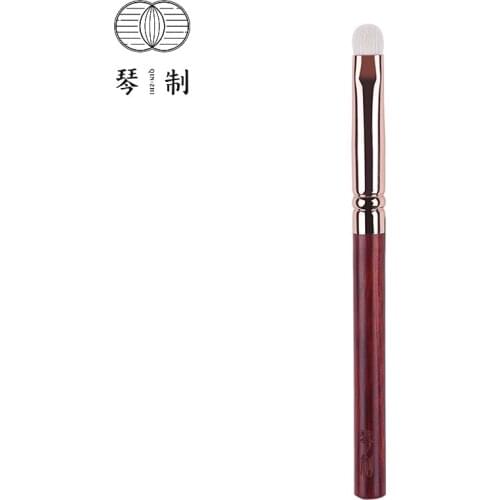 QINZHI Professional Handmade Make Up Brush 115 Small Eye Shadow Brush Soft Saibikoho Goat Hair Short Handle Makeup Brushes