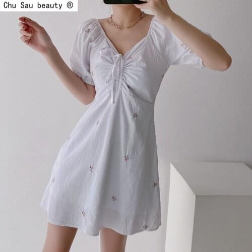 French Flower Embroidery Girly 2021 Summer New Fresh Puff Sleeve Folds Square Collar Women White Short Sleeve Dress Vestido