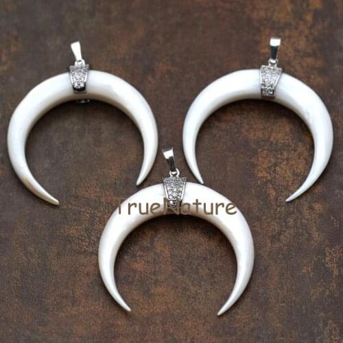 High Quality Crescent Double Horn Pendant Jewelry White Shell Charms With Silver Electroplated Band In 49*52 mm PM6316