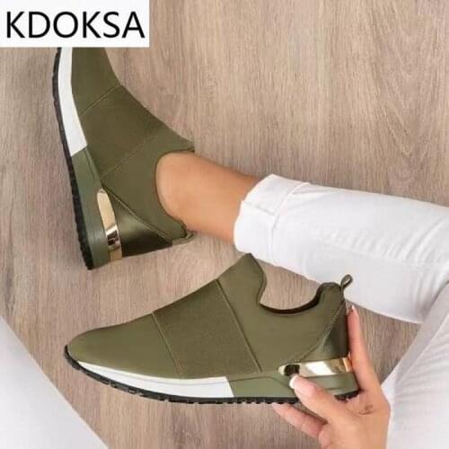 Sneakers Women Shoes 2021 Summer Casual Sneakers Breathable Slip On Sport Shoes Elastic Band Solid Color Ladies Vulcanized Shoes