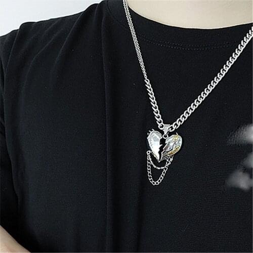 Punk Hip Hop Metal Broken Heart Pendant Necklace Chain Tassel Korean Fashion Neck Jewelry Vintage Choker for Men Women Party New
