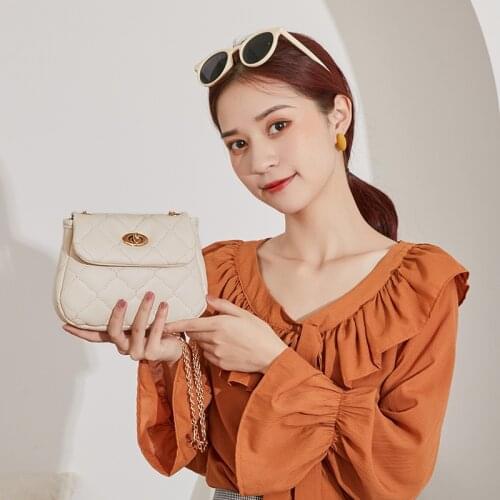 New Packet Female 2021 Spring Ling Chain Bag One Shoulder Little Crossbody Small Kawaii Lipstick Make Up Bags Purses for Women