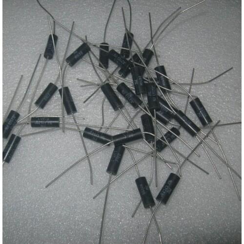 40PCS 100% New and original DALE 0.025r 1% lvr-3 3W precision galvanometer resistance is 14mm* 5mm in diameter