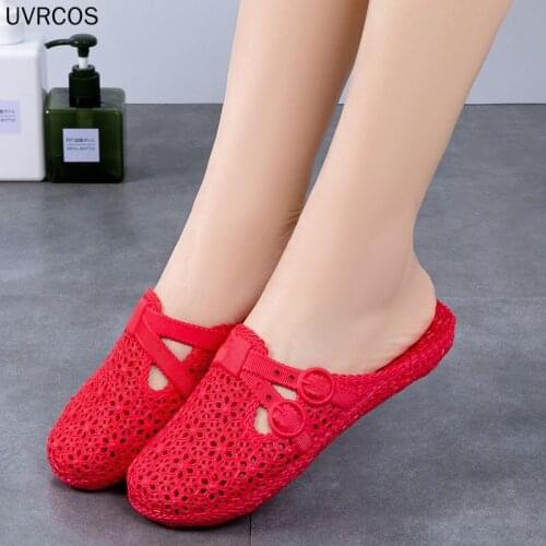 Summer Ladies Slippers Hollow Fashion Soft Bottom Hole Shoes Women Wear-resistant Beach Sandals Non-slip Breathable Home Shoes