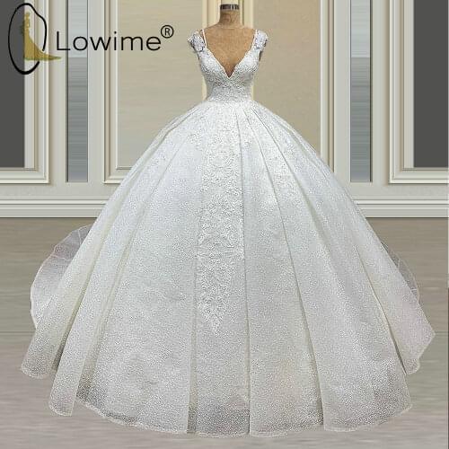 Dubai Sexy Deep V NecK Wedding Dresses Backless Ball Gown Lace Bridal Gowns with Long Train