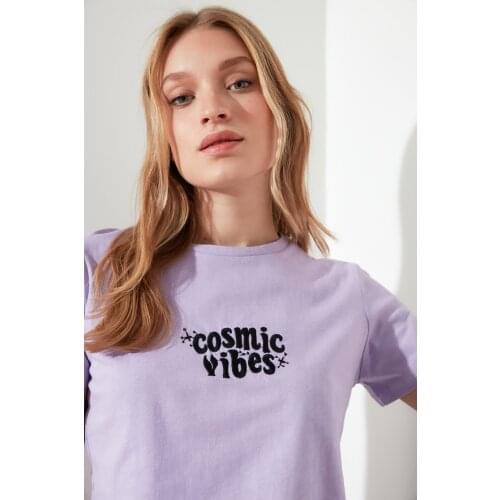 Trendyol Embroidered Crop Knitted T-Shirt TWOSS21TS0069